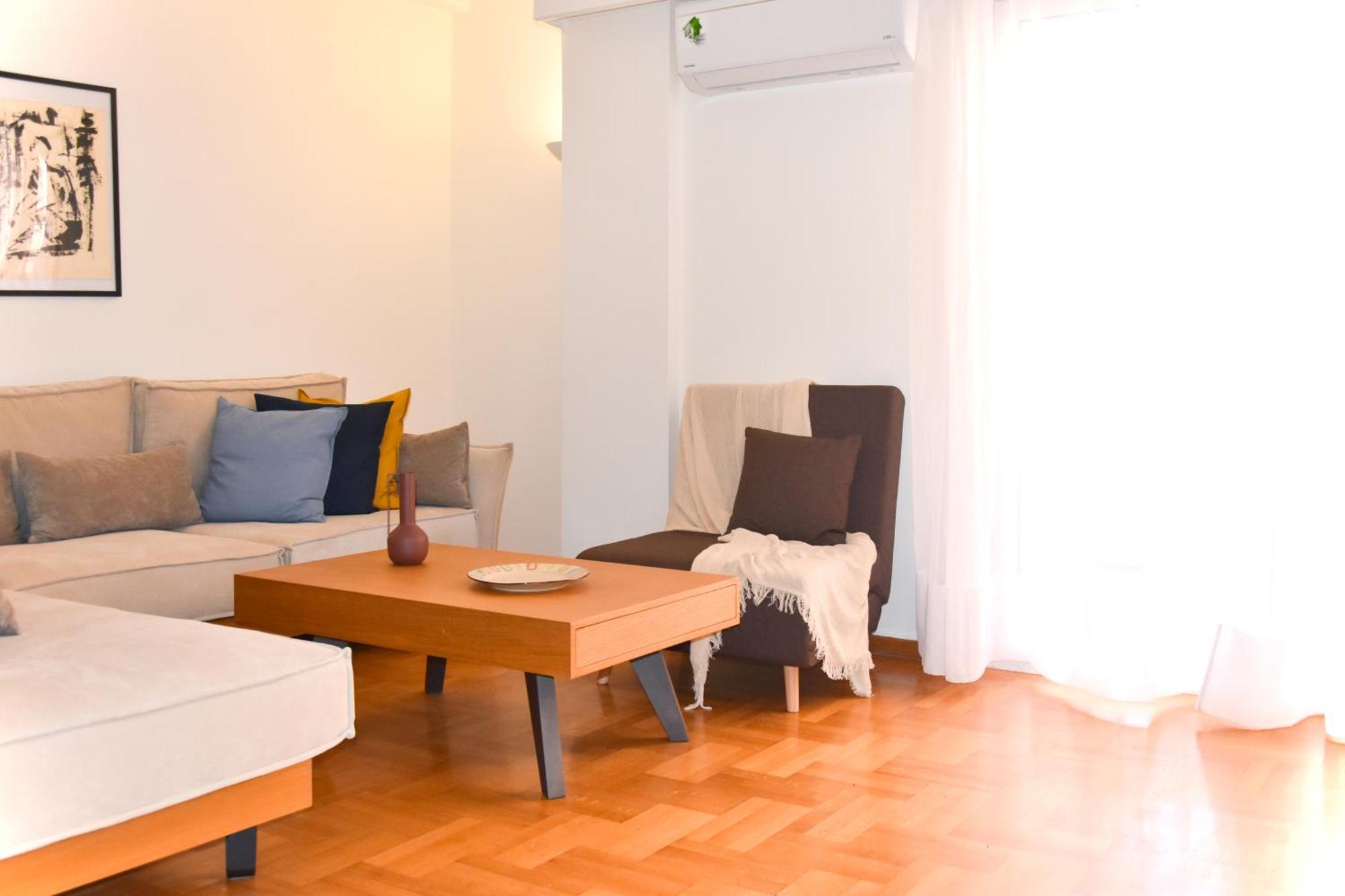 Spacious Modern Apartment In Pagkrati Афины Экстерьер фото